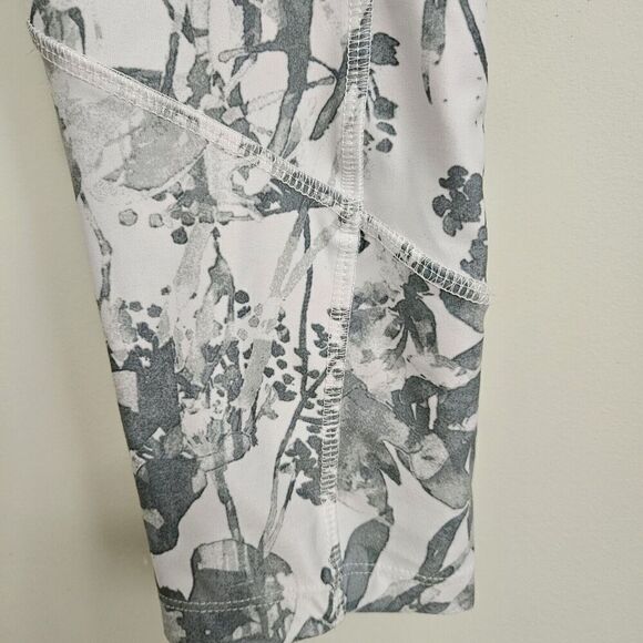 Jockey Activewear Workout Yoga Capri Womens Leggings Gray Floral Size Small EUC - Picture 5 of 8